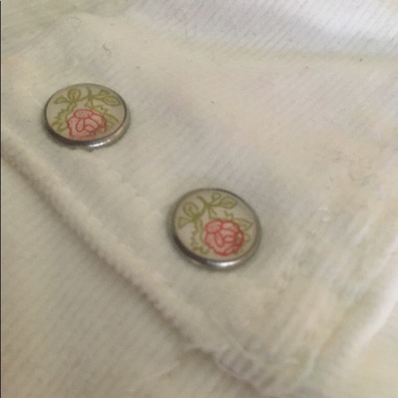 Jean jacket 💕 - Picture 2 of 4